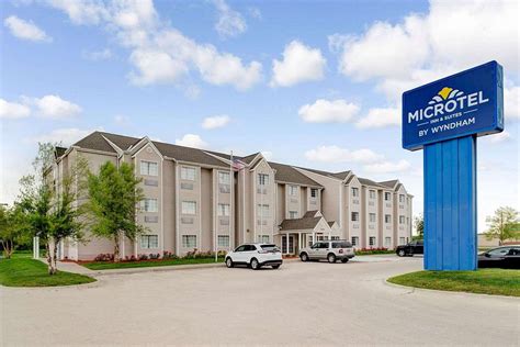 Microtel inn near me - Near Hagerstown Regional Airport and the Washington County Museum of Fine Arts Enjoy affordable hospitality when you make a reservation at our Microtel Inn & Suites by Wyndham Hagerstown hotel. Ideally located in beautiful Washington County off I-81, our hotel is near Antietam National Battlefield and less than a five-minute drive from …